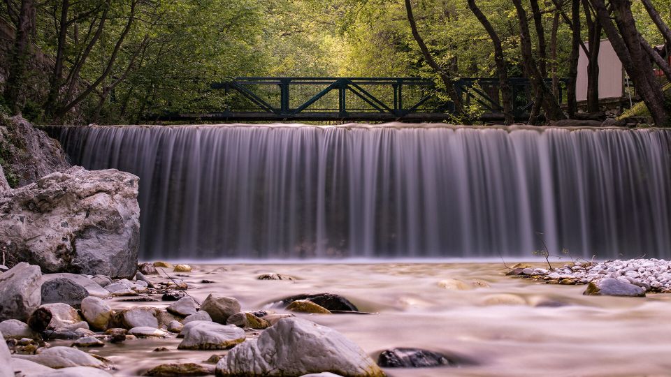 Thessaloniki: Visit Pozar Thermal Baths & Edessa Waterfalls - Itinerary Highlights