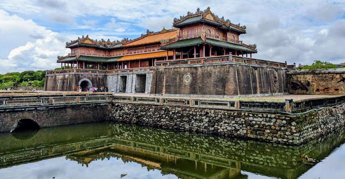 Tien Sa Port To Hue Imperial City Sightseeing Full Day Trip - Experience the Hai Van Pass
