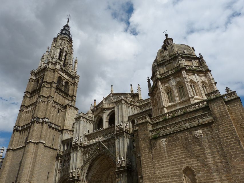 Toledo: Guided Walking Tour With Cathedral Ticket and Tour - Tour Details