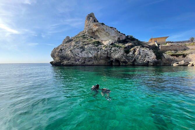 Tour Discover the Colors of the Emerald Sea in Cagliari - Participation Guidelines and Operator Information