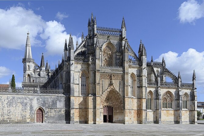 Tour Fatima Nazare Obidos and Batalha - Local Provider Information