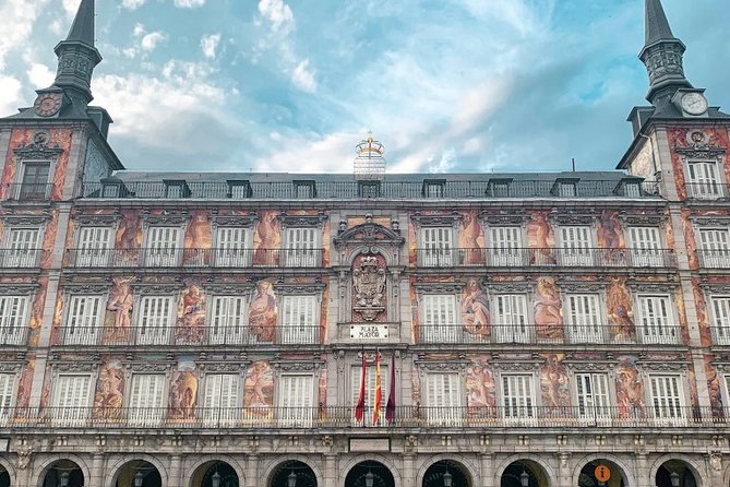 Touristic Highlights of Madrid on a Private Half Day Tour With a Local - Customizable Itinerary Options