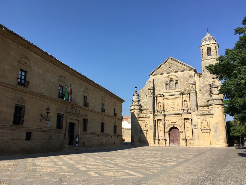 Úbeda: Historic Walking Tour in English/French - Tour Highlights