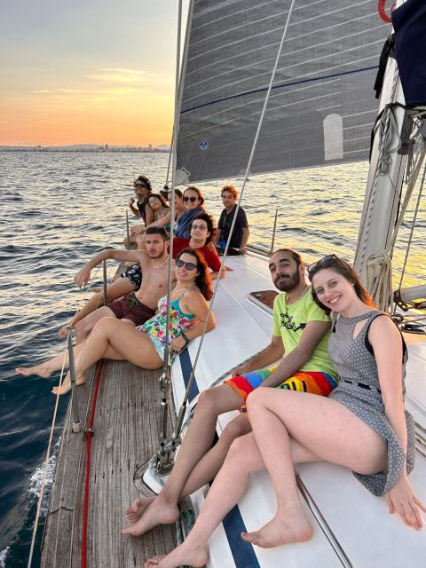 Valencia: Private Sailing on Sailboat (Group up to 8 People) - Full Activity Description