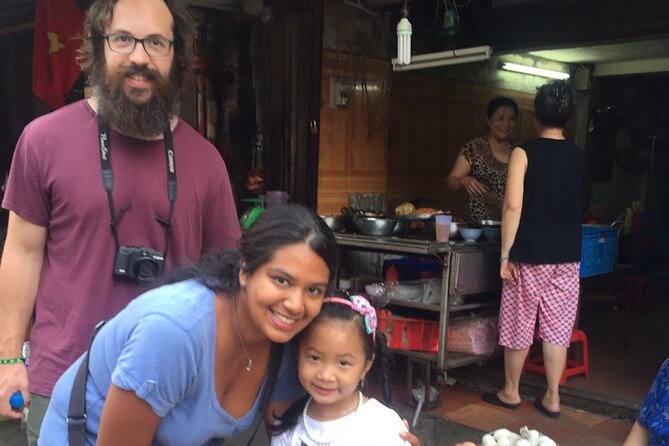 Vegan Cooking Class and Market Tour With Chef Tien - Cooking Techniques Demonstrated