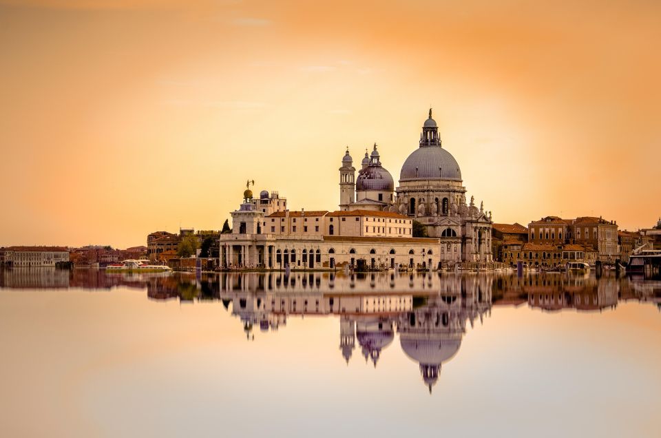 Venice: City Highlights Walking Tour With Optional Gondola - Tour Highlights and Flexibility