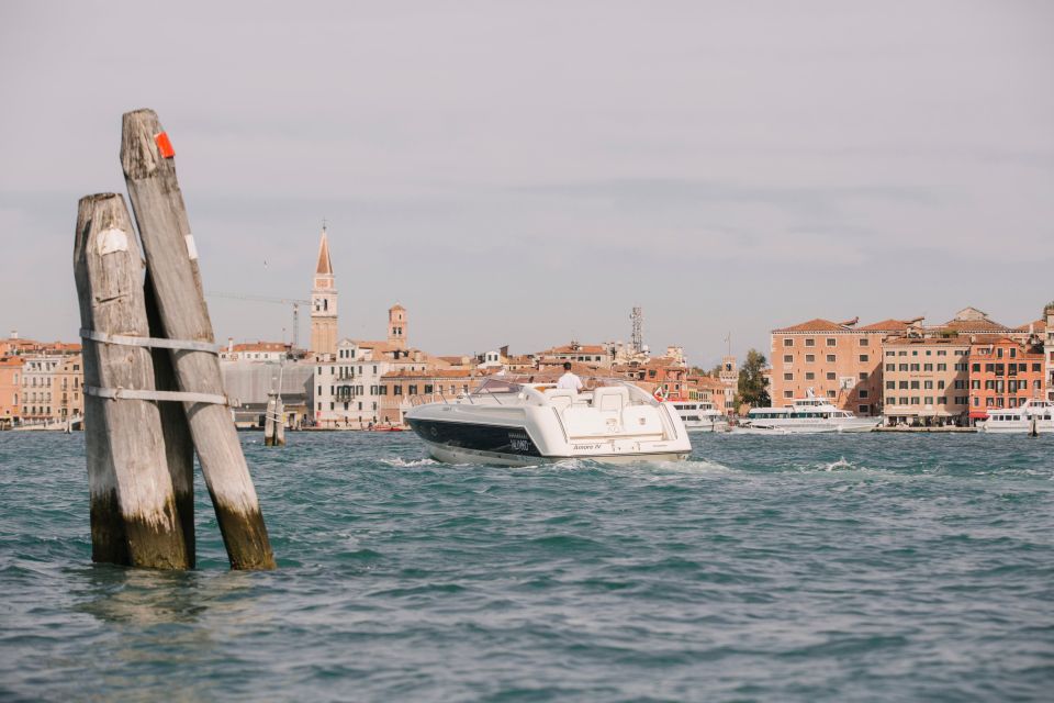 Venice: Yacht Cruise in Venice Lagoon - Description