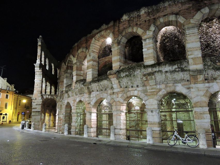 Verona - Private Guided Walking Tour - Tour Guide and Meeting Point