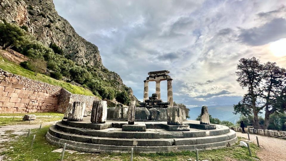 Visit Thermopylae & Delphi Navel of Earth Private Tour 8H - Important Information