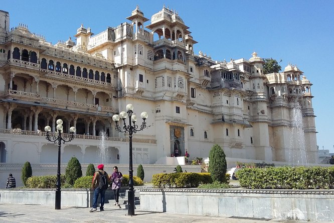 Walking Guided Tour in Udaipur - Inclusions