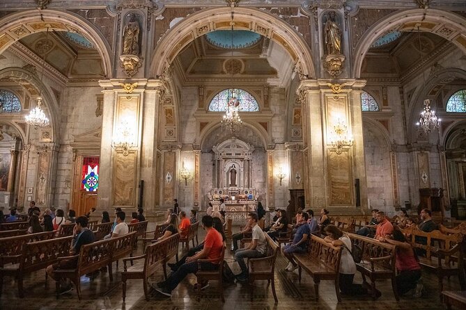 Walking Tour Through the Emblematic Places of Santiago - Mercado De Abastos Gastronomic Experience