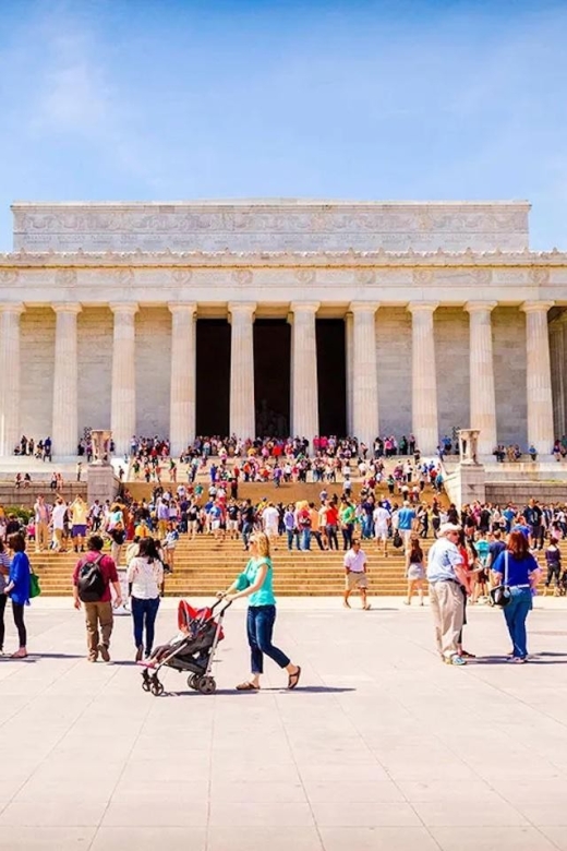 Washington DC: Morning Bus & Walking Tour of the Monuments - Tour Guide Information
