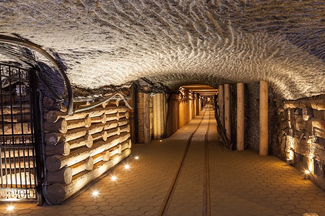 Wieliczka Salt Mine Tourist Route From Krakow - Tour Itinerary