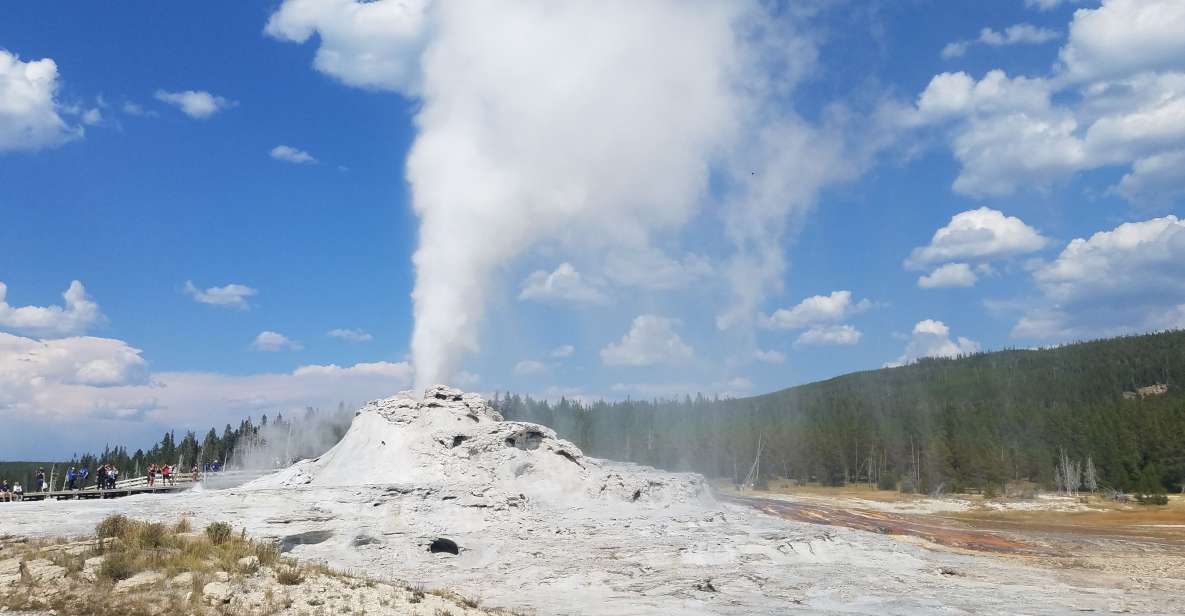 Yellowstone: Upper Geyser Basin Guided and Audio Tour - Tour Logistics