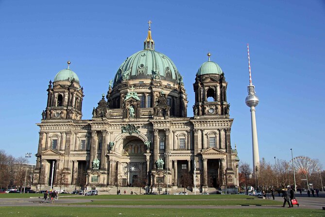 4 Hours Berlin Private Tour With Hotel Pickup and Drop off - Key Points