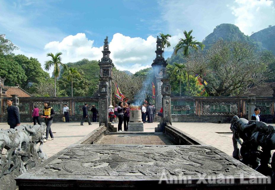 1 Day Hoa Lu - Tam Coc - Mua Cave With Lunch and Transfer - Meeting Point