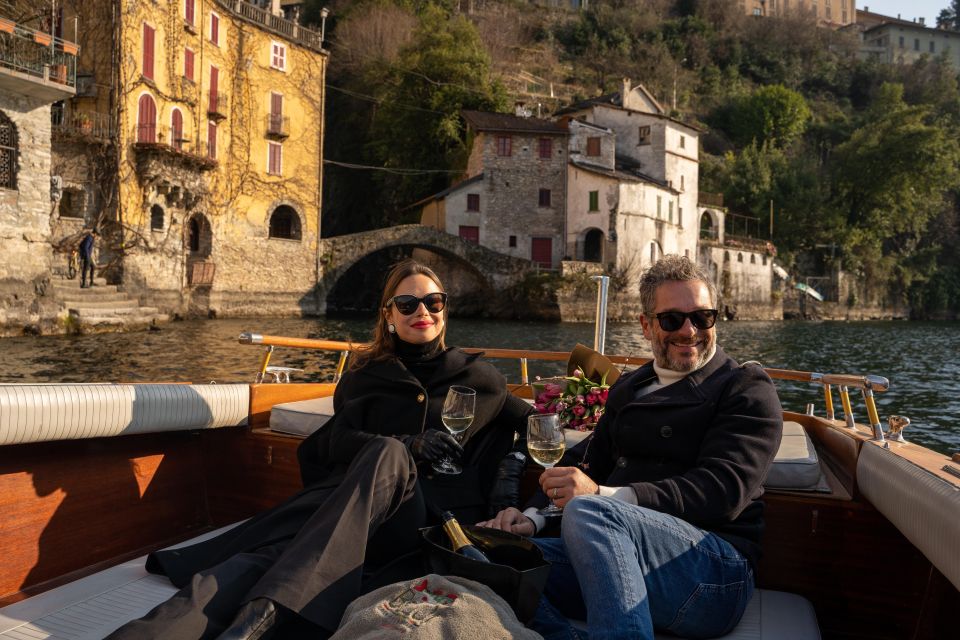 1 or 2-Hour Classic Wooden Boat Tour With Prosecco - Meeting Point