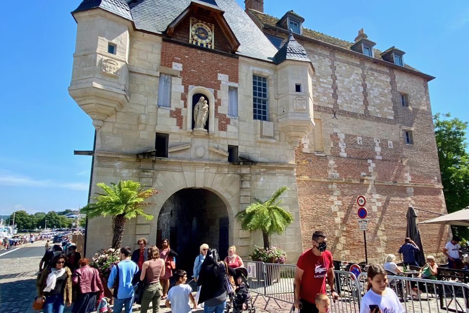 2-day Private Mont Saint-Michel, D-Day, Normandy by Mercedes - Transportation and Accommodation