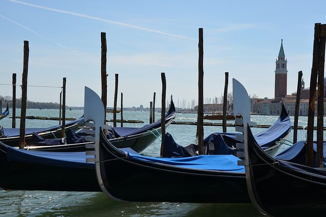 2-Hour Venice Guided Walking Tour With Gondola Ride - Traveler Assistance and Offers