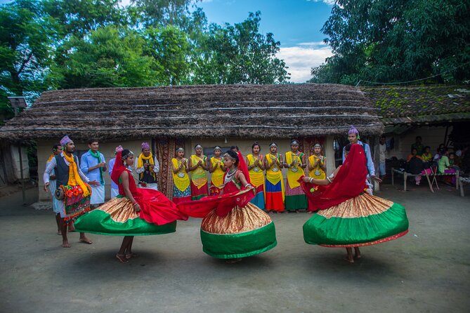 2 Hours Cultural Program at Bardiya - Traditional Food Offerings