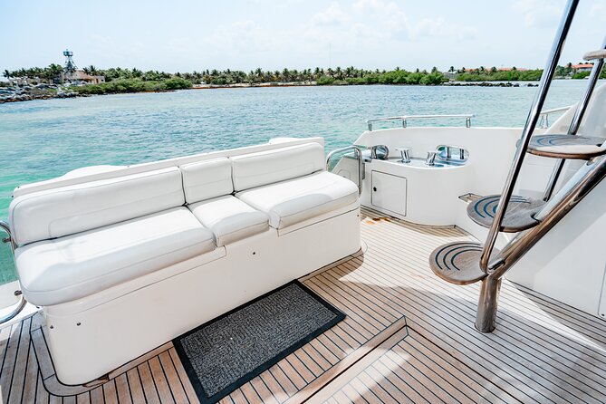 4-Hour Private 50 Azimut Yacht Tour With Food, Open Bar & Snorkeling - Reviews and Feedback