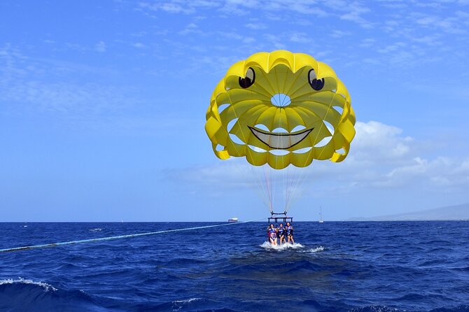 800ft Parasailing Ride in Waikiki, Hawaii - Crew Acknowledgement