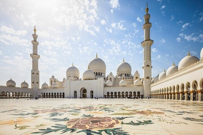 Abu Dhabi Sightseeing Tour With Ferrari World Tickets - Maximum Traveler Capacity