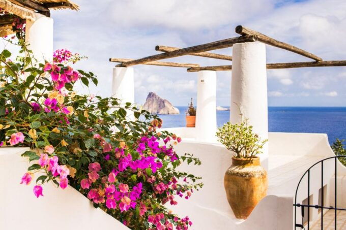 Aeolian Islands: 8-Day Excursion Tour and Hotel Accomodation - Logistics