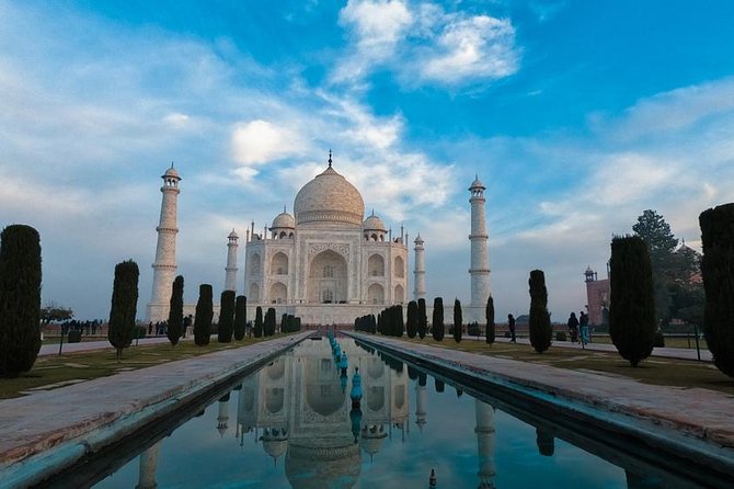 Agra Day Tour by Gatimaan Express -Taj & FORT - Souvenir Shopping