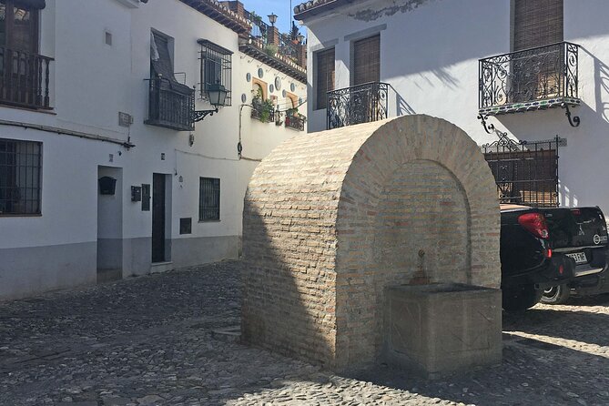 Albaicín and Sacromonte's Iconic Sights: A Self-Guided Audio Tour - Scenic Views of Albaicín and Sacromonte