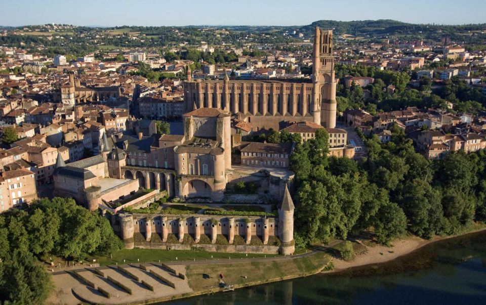 Albi: Private Guided Walking Tour - Live Tour Guide and Private Group