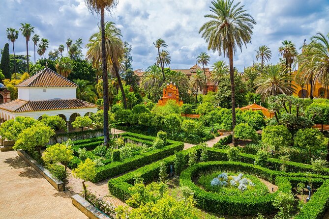 Alcazar of Seville Guided Tour With Skip the Line Access - Additional Information for Travelers