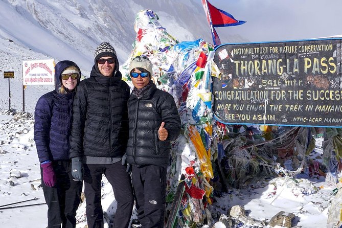 Annapurna Circuit Trekking: 15 Days - Guide and Staff Roles