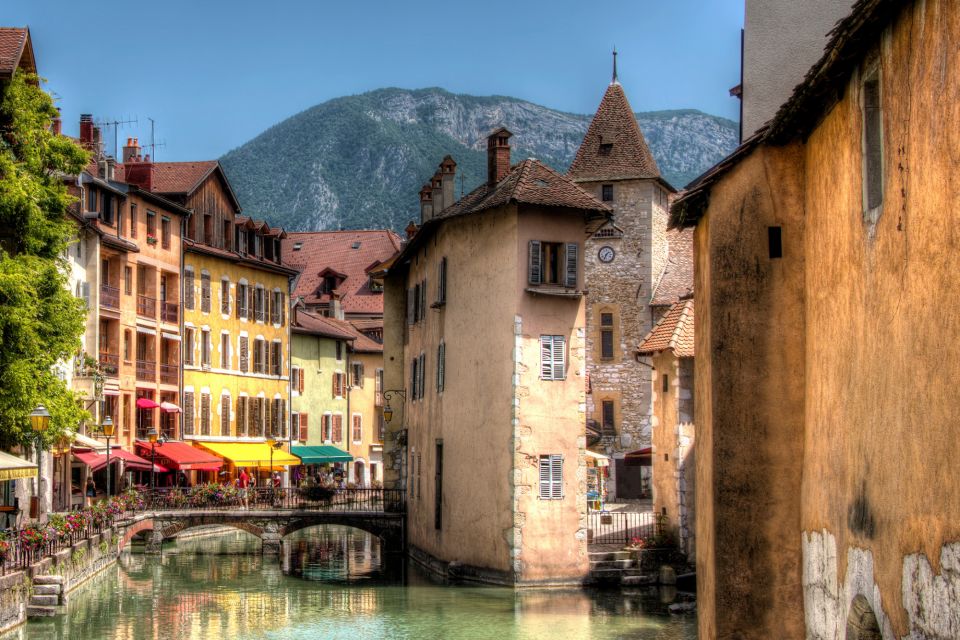 Annecy: City Highlights Self-Guided Scavenger Hunt & Tour - Important Information