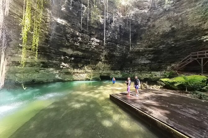 Archaeological Tour and Cenote Swim at Chichen Itza With Lunch  - Cancun - Archaeological Exploration