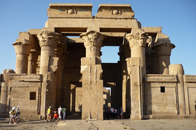 Aswan: Edfu and Kom Ombo Day Tour With Luxor Transfer - Sightseeing at Edfu Temple