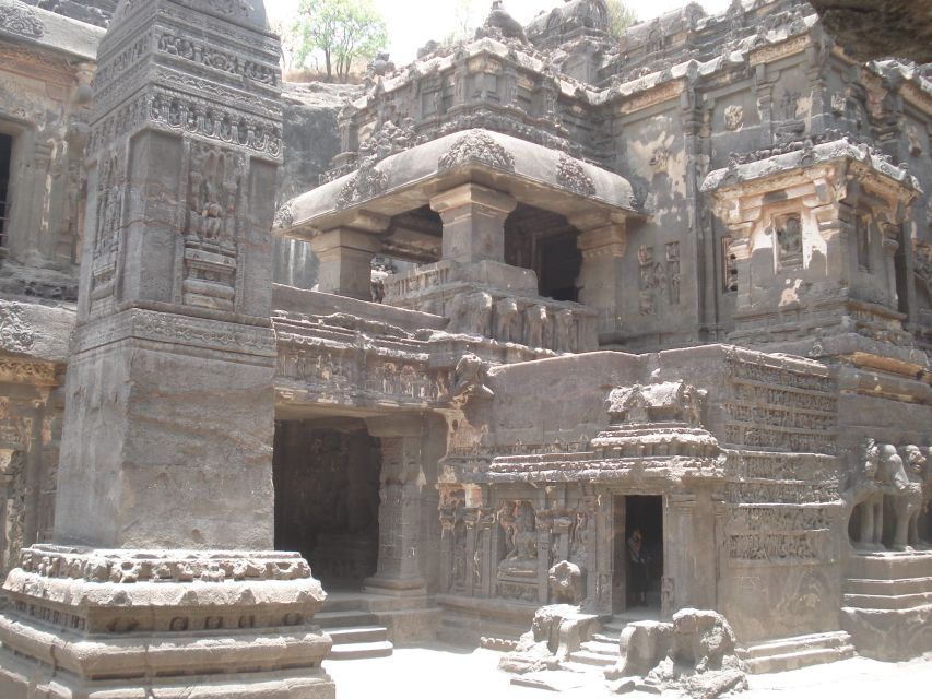 Aurangabad Day Tour Historical Monuments Package - Ellora Caves