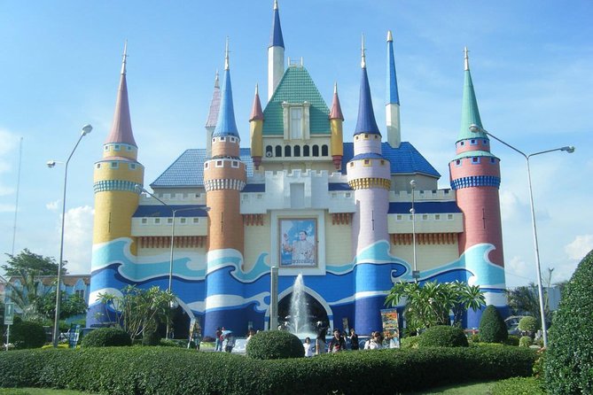 Bangkok Siam Park City - Amusement Water Park - Accessibility and Safety Measures