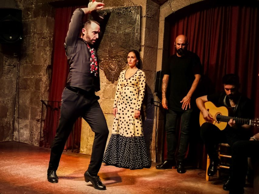 Barcelona: City Tour & Flamenco Show With Wine & Tapas - Local Guide Insights