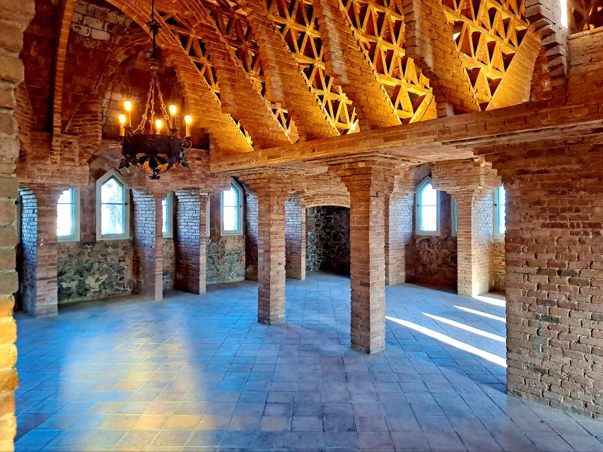 Barcelona: Gaudís Bellesguard Tower - Inclusions and Exclusions