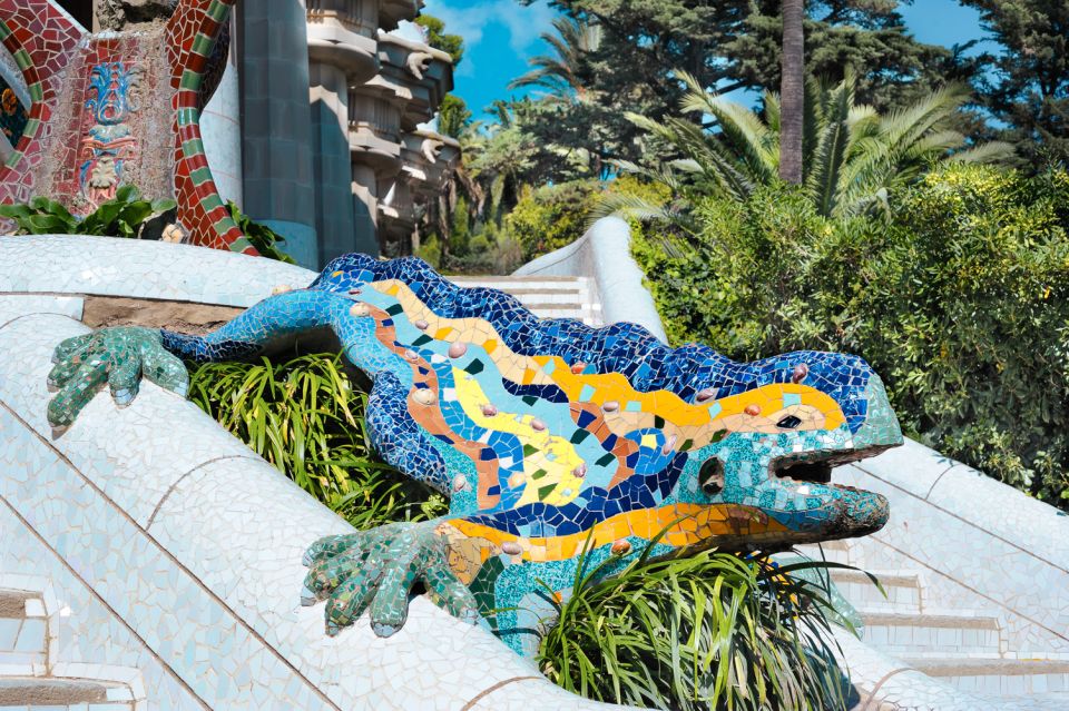 Barcelona: Park Güell Skip-the-Line Ticket and Guided Tour - Language Options