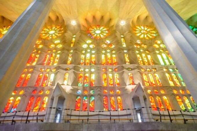 Barcelona: Sagrada Familia Fast-Track Guided Tour - Full Tour Description