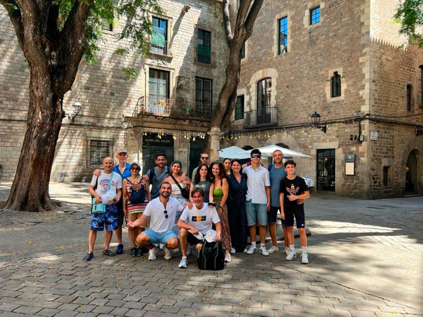 Barcelona: Sagrada Familia, Modernism, and Old Town Tour - Inclusions