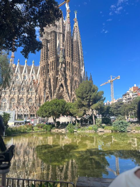 Barcelona - the Jewel of the Mediterranean. 4 Hours - Last Words