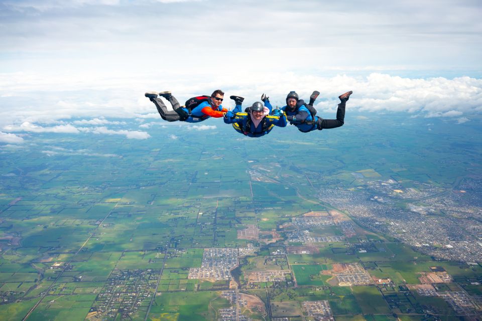 Barwon Heads: Great Ocean Road Skydiving Experience - Full Experience Description