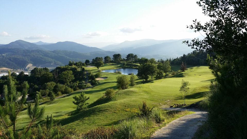 Bilbao: 3-Day Golfing Vacation - City Exploration and Art Discovery