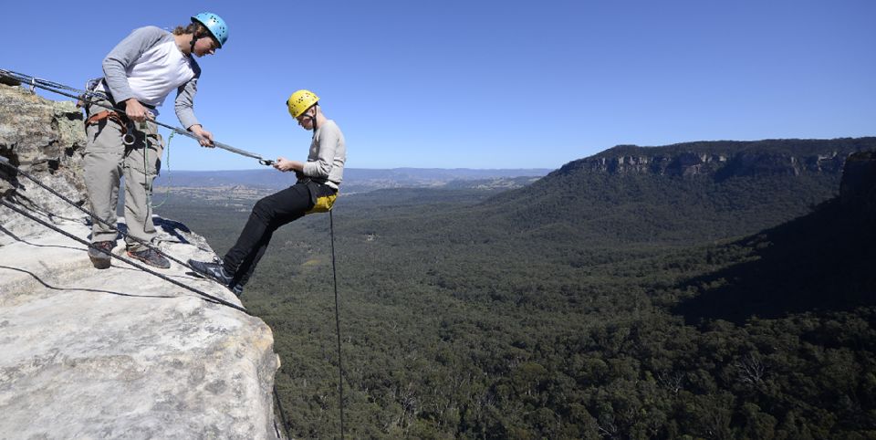 Blue Mountains: Abseiling or Canyoning Experience - Inclusions