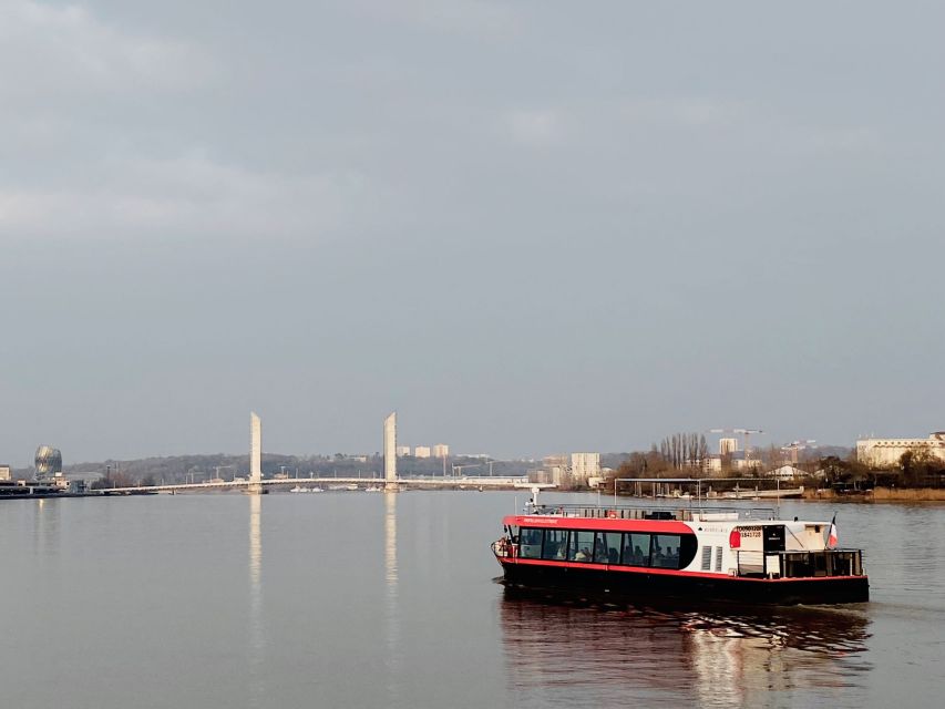 Bordeaux: Scenic River Cruise With Commentary and Canelés - Meeting Point