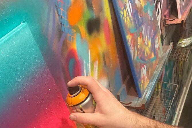 BYOB Spray Paint and Sip Workshop in Atlanta - Convenient Workshop Location