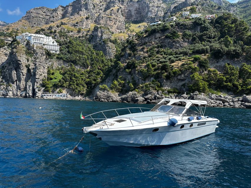 Capri Private Boat Tour by Speedboat From Positano/Praiano - Inclusions